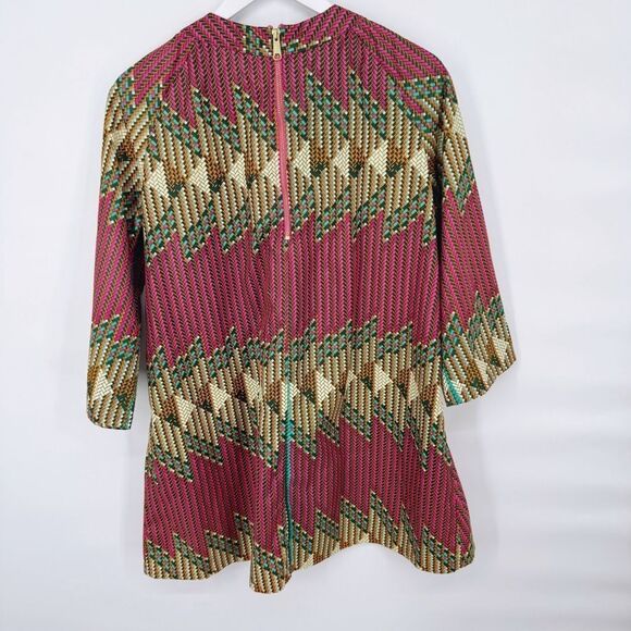 The Oula 3/4 Sleeve Trapeze Dress Pink Gold Green Geometric Print Rear Zip S - Picture 3 of 6